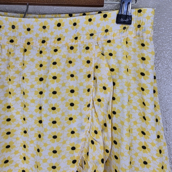 Ganni Daisy Yellow A-Line Ruffled Skirt (36) - Picture 3 of 14